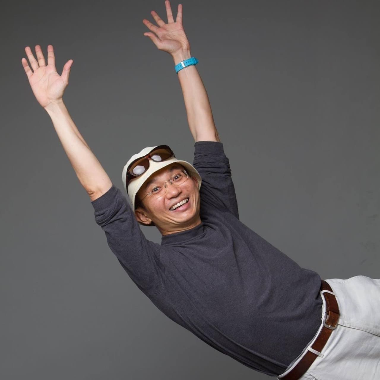 Portrait of Dr. Thiwawat